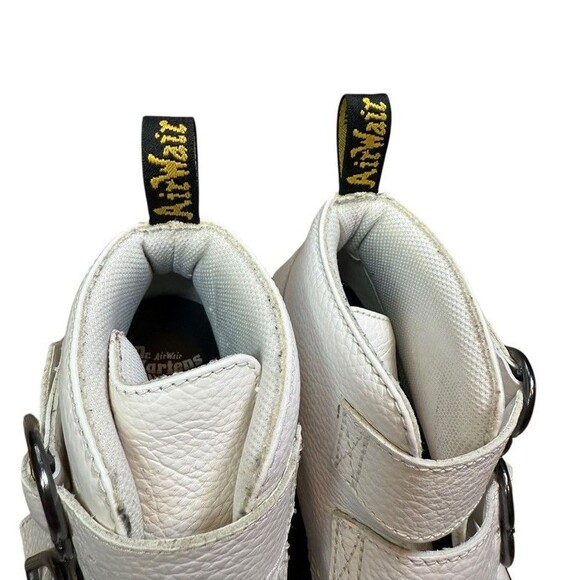 DR MARTENS Devon Heart Womens Size 7 White Leather Buckle Platform Boot Shoes - Picture 8 of 10